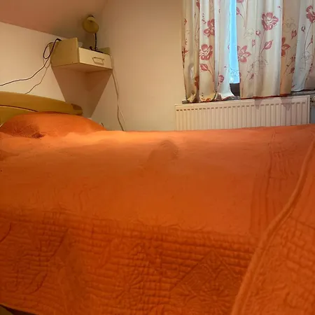 Zidanica Medle * Otočec