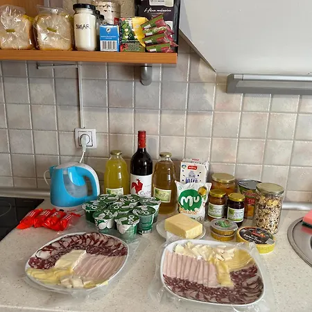 Zidanica Medle * Otočec